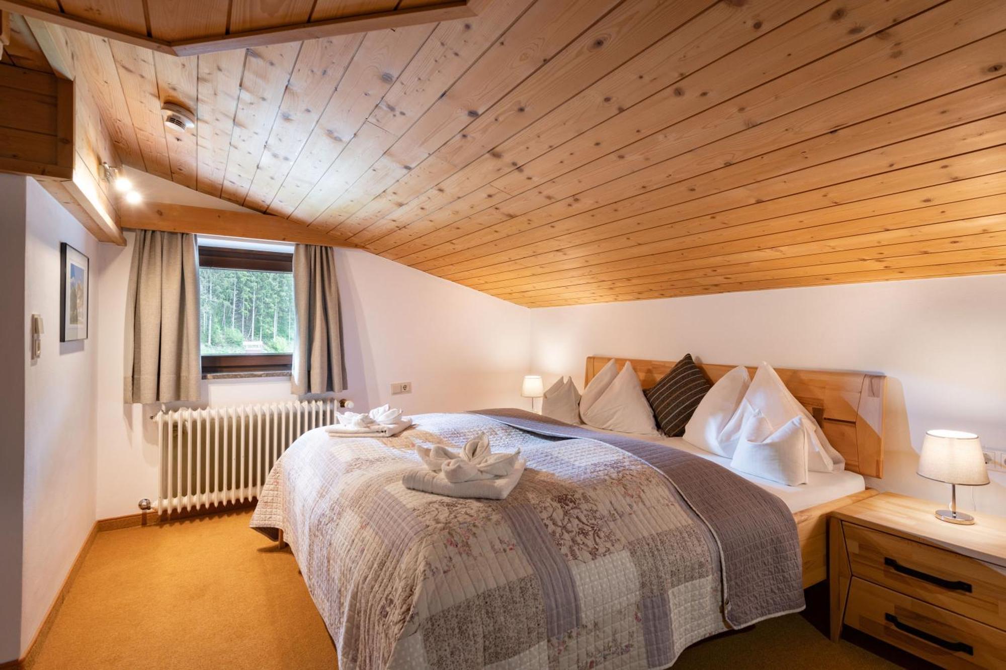 Gaestehaus Rottenspacher Кёссен Экстерьер фото